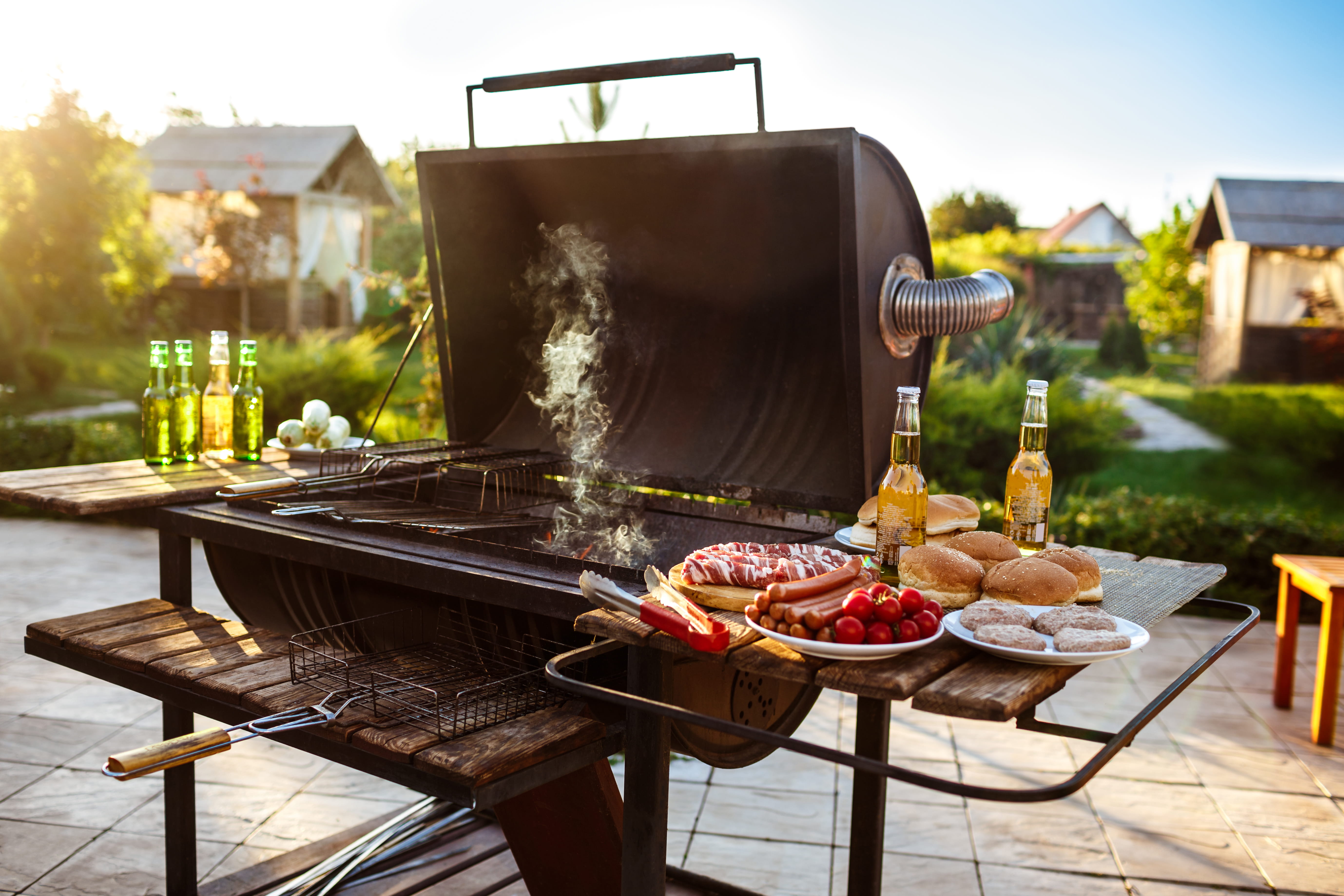 Grill gazowy czy węglowy - jaki wybrać?